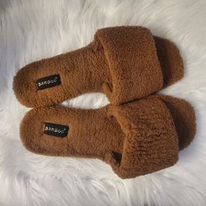 Bamboo Fur Sandals
